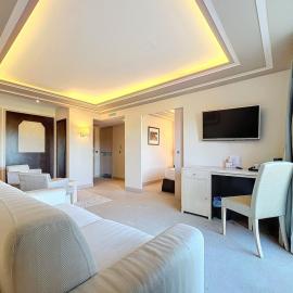 T2 terrasse, piscine, vue golf, proche Montpellier, hotel v destinácii Juvignac