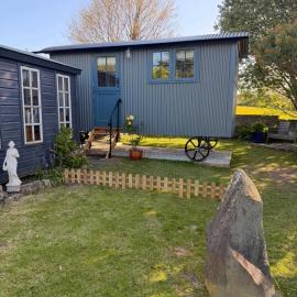 Shepherds Hut, hotel in St Austell