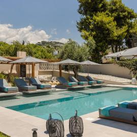 One bedroom bungalow NEXT TO MAKRYS GIALOS BEACH, hotel in Argostoli