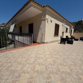 Nonno Peppe Apartments, viešbutis mieste Pimontė