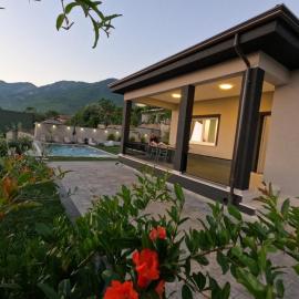 Vila 1985, hotel in Tirana