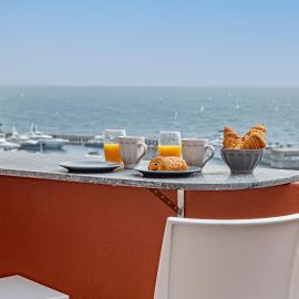 Cap d'Ail - Studio - Terrace with sea view - Malabo, hotel u gradu 'Cap d'Ail'