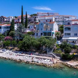 Villa Obad Guest House