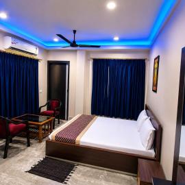 Hotel #Blue Moon# Front Of Bhubaneswar Railway Station, Hotel in Bhubaneshwar