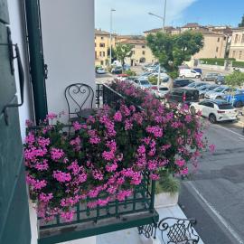 Angolo V Emanuele Appartamenti