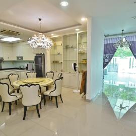 Large Group KTV Stay, Near Setia Alam, Klang, hotel in Klang