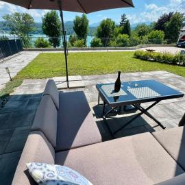 Seeblick-Apartment mit Garten in Velden am Wörthersee