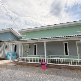 Tiny House Cikgu 2 - Room Stay, hotel in Alor Tampang