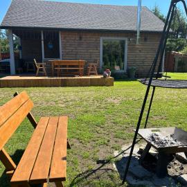 Mazury Dom Oluś nad jeziorem Sasek Wielki z gorącą balia z funkcją jakuzzi