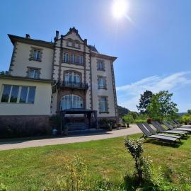 Château Robert, hotel in Raon-lʼÉtape