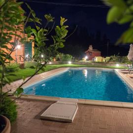 Poggio Montali, hotel in Monte Roberto