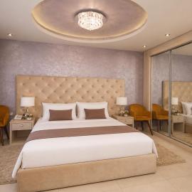 Hotel Bajadera Lux، فندق في بلغراد