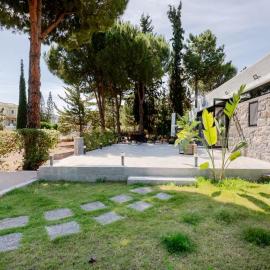Lemon Tree Villa, готель у місті Халкіда