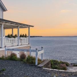 Luxury York Oceanfront Nubble Views, hotel in York