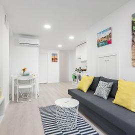 Apartment 1 Arganzuela Downtown Metro 8 people, hotel sa Madrid