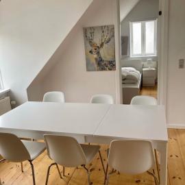 Apartment in Frederikshavn city with free parking, hotel in Frederikshavn