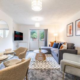 Modern 3 Bed, Free Parking Perfect For Contractors, viešbutis mieste Bescot