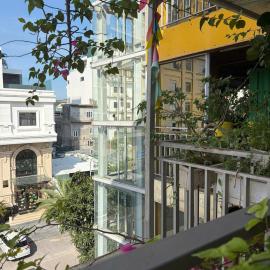 Chillax, hotel in Ha Long