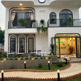 UP Garden Hotel โรงแรมในHòa Lợi (1)