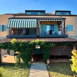 Apartment BELLA VISTA with swimming pool and tennis court