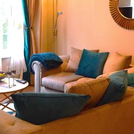Kerensa - Modern Apartment Town Centre near Eden Project & Station