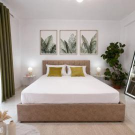 Private Villa near Lake Quiet Secure Parking, khách sạn ở Pogradec