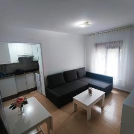 Apartamentos Trevias, hotel u gradu Trevías