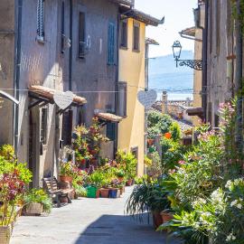 Marta Lake Albergo Diffuso & Spa, hotel i Marta