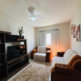 Apartamento amplo, no centro, aconchegante e completo, Hotel in Aimorés
