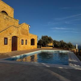 Villa D'aragona Windmill, hotel in Għajnsielem
