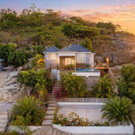 Treasure Beach Coastline Villa - Close to Beach and Amenities, hótel í Treasure Beach