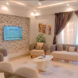شقه فندقيه3غرف وشرفه بفيلا الشيخ زايد أمام زد بارك, hotel in Sheikh Zayed