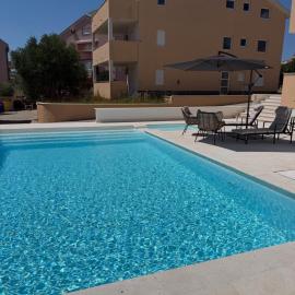 Ventana Pool Apartments - Stara Novalja, hotel u gradu Stara Novalja