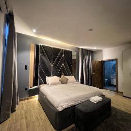 Bgold home Apartment, hotel in Lekki