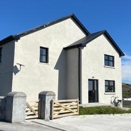Dwellinghouse, Inishmore, Hotel in Ourtnagapple