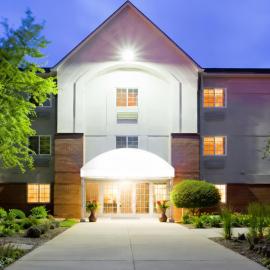 Blue Way Inn & Suites Extended Stay Bloomington Airport - Minneapolis, hotel in Richfield
