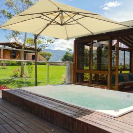 Bethania, Scenic rural house with impressive views, hotel in El Peñol