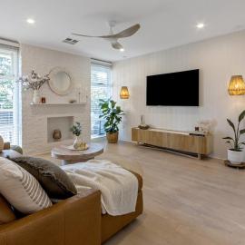Salt & Myrtle - Designer Retreat Steps to Beach, hotel in Seacliff