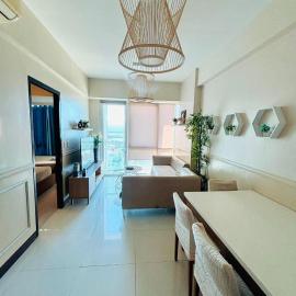 Mactan Newtown Staycation near Airport, hotel a Punta Engaño