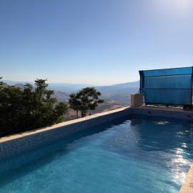 Viesnīca Luxury Mountain Chalet with Private Pool Lionden Jerash pilsētā Džeraša