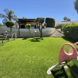 Villa Relax con giardino a Brucoli tra Siracusa e Catania