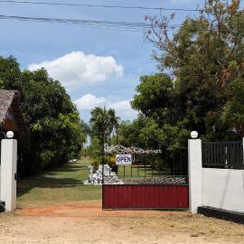JEYs Place, hotel in Nilaveli