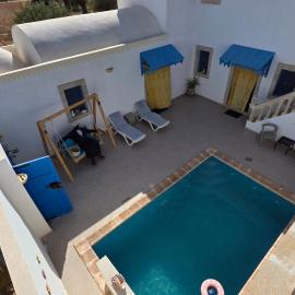 Charming Houch with pool