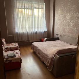 Квартира біля річки в центрі