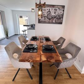 M6 Cube - Modernes Architektenhaus mit Direktanbindung nach Bamberg, viešbutis mieste Stegaurach