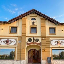 Hotel Malvina, hotel v destinácii Sînnicolau Mare