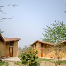Tiger Track Eco Lodge, hotel Bardiában