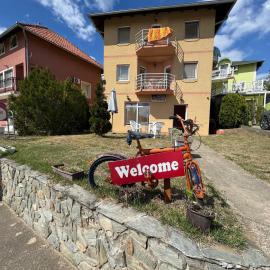 Deskom Žuta Vila, hotel in Veliko Gradište