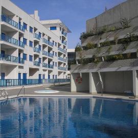 Moderno resort cerca de la playa y Centro ciudad Piscina Jaccuzzy parking