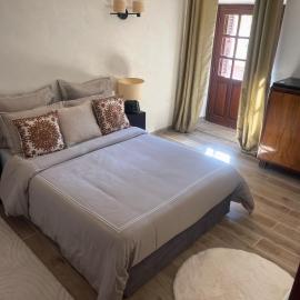Di colombie, hotel in Figari